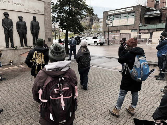 Leadership Duluth learning about Duluth's History